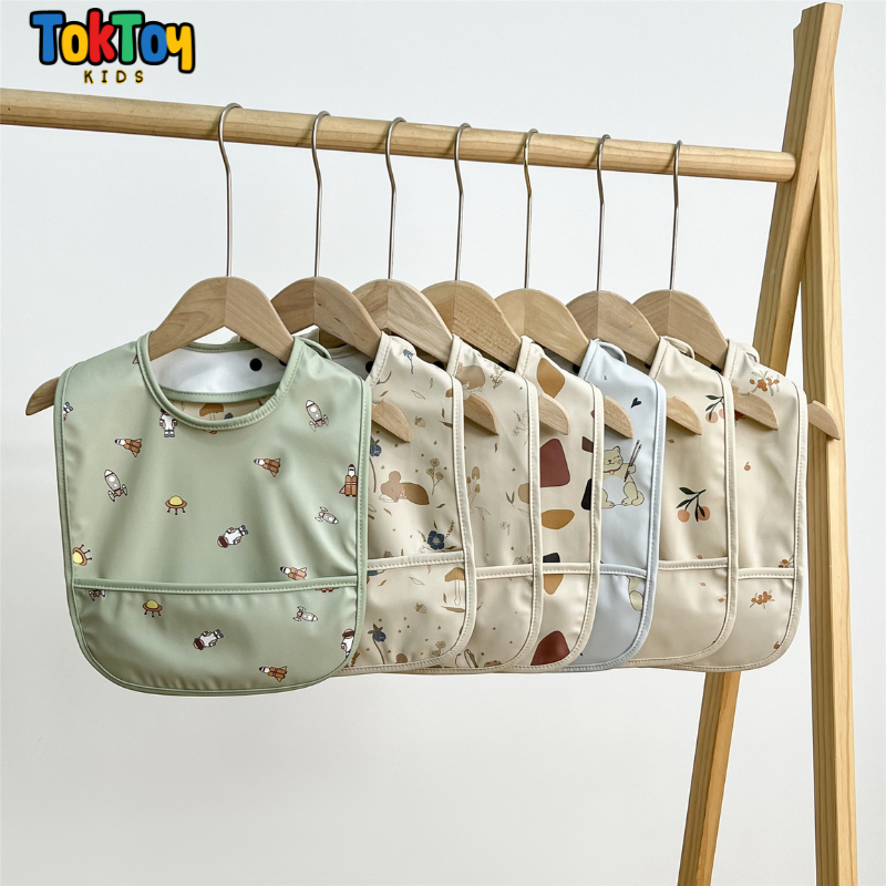 Babador Impermeável com Estampa Divertida